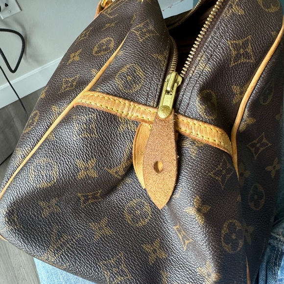 Louis Vuitton Montrogueil - Picture 10 of 14